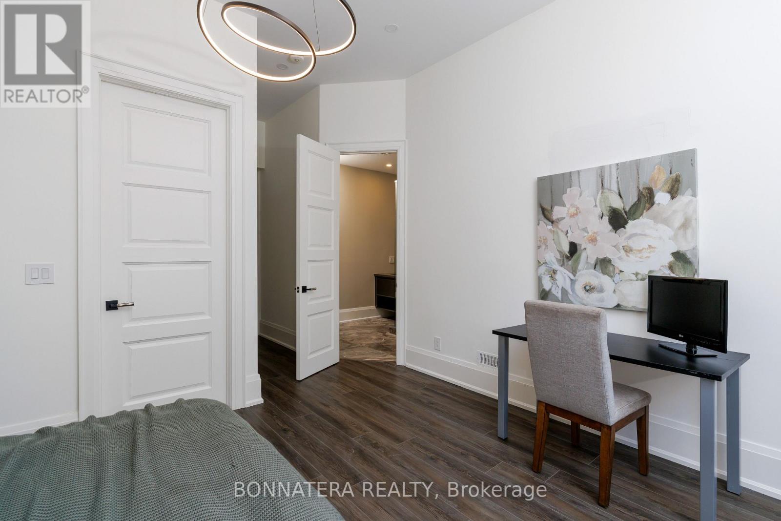 1042 Bridge Road, Oakville, Ontario  L6L 2B5 - Photo 49 - W13466488