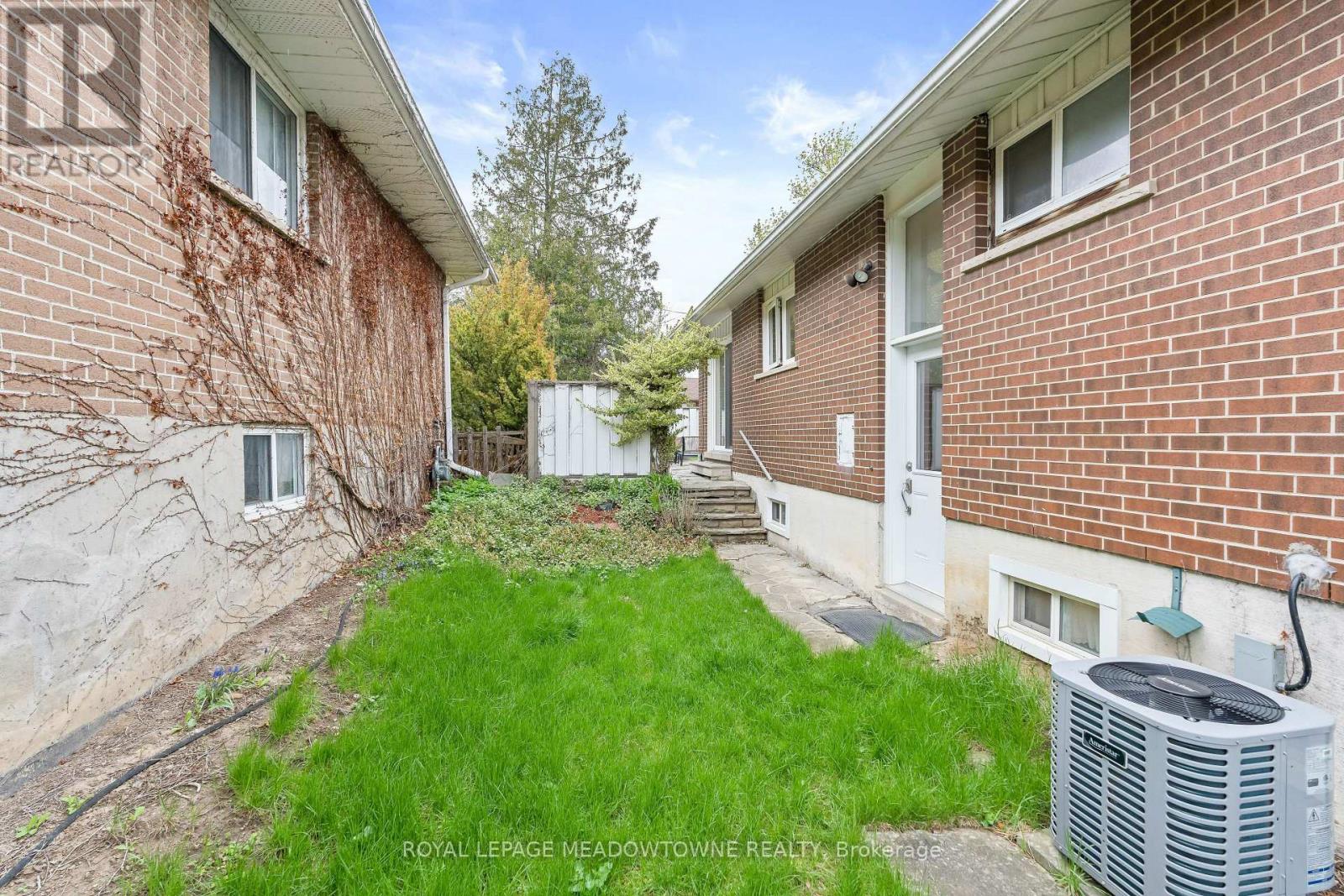 24 Gower Road, Halton Hills, Ontario  L7G 1E5 - Photo 32 - W13466506