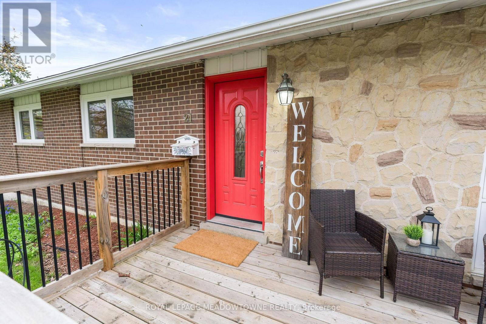 24 Gower Road, Halton Hills, Ontario  L7G 1E5 - Photo 7 - W13466506