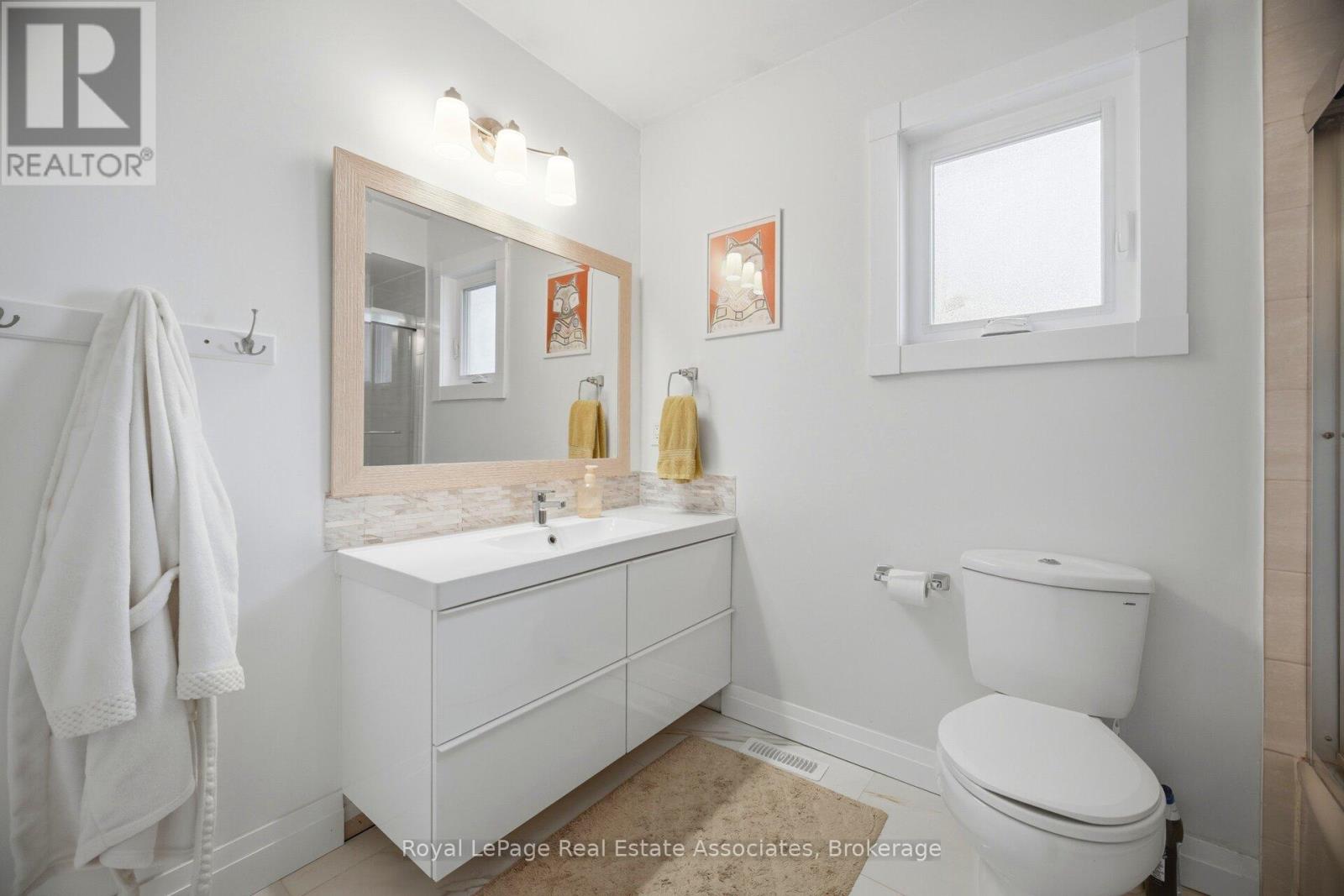 225 Barber Drive, Halton Hills, Ontario  L7G 5J9 - Photo 32 - W13466582