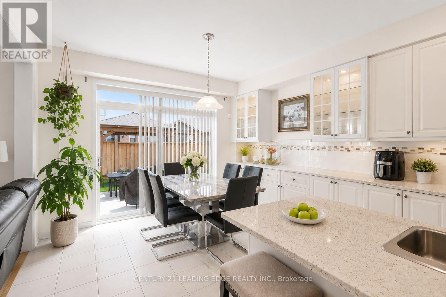 35 Royal Coachman Way, Hamilton, Ontario  L8J 0M2 - Photo 20 - X13462190