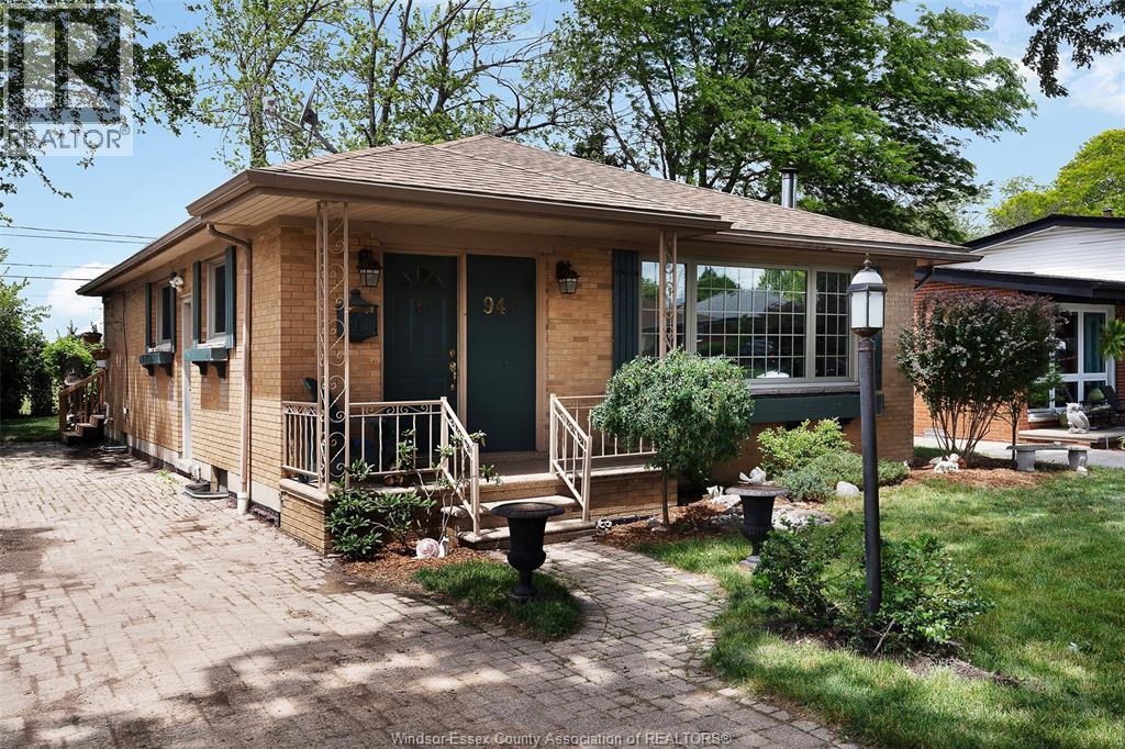 941 WESTCHESTER, windsor, Ontario