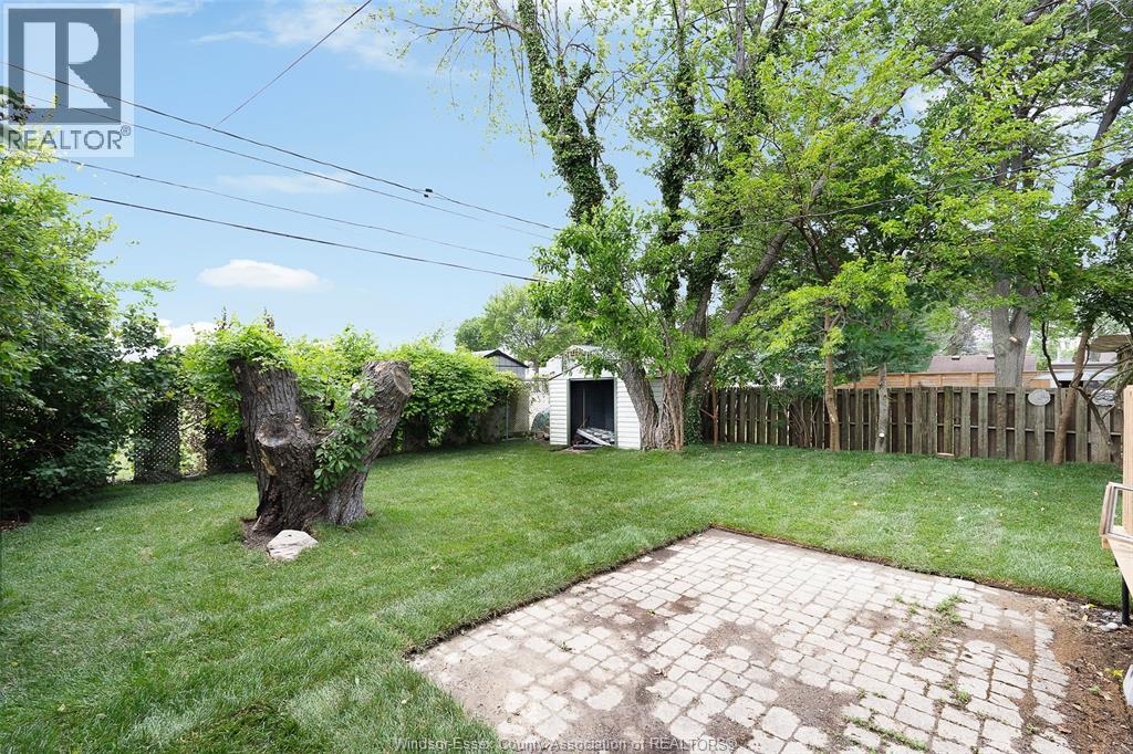 941 Westchester, Windsor, Ontario N8S 3Y8 - Photo 6 - 26014622