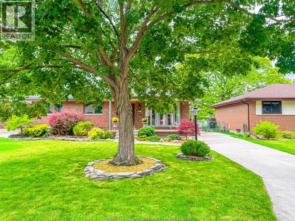 1165 Coventry, Windsor, Ontario N8S 2W8 - Photo 2 - 26014546