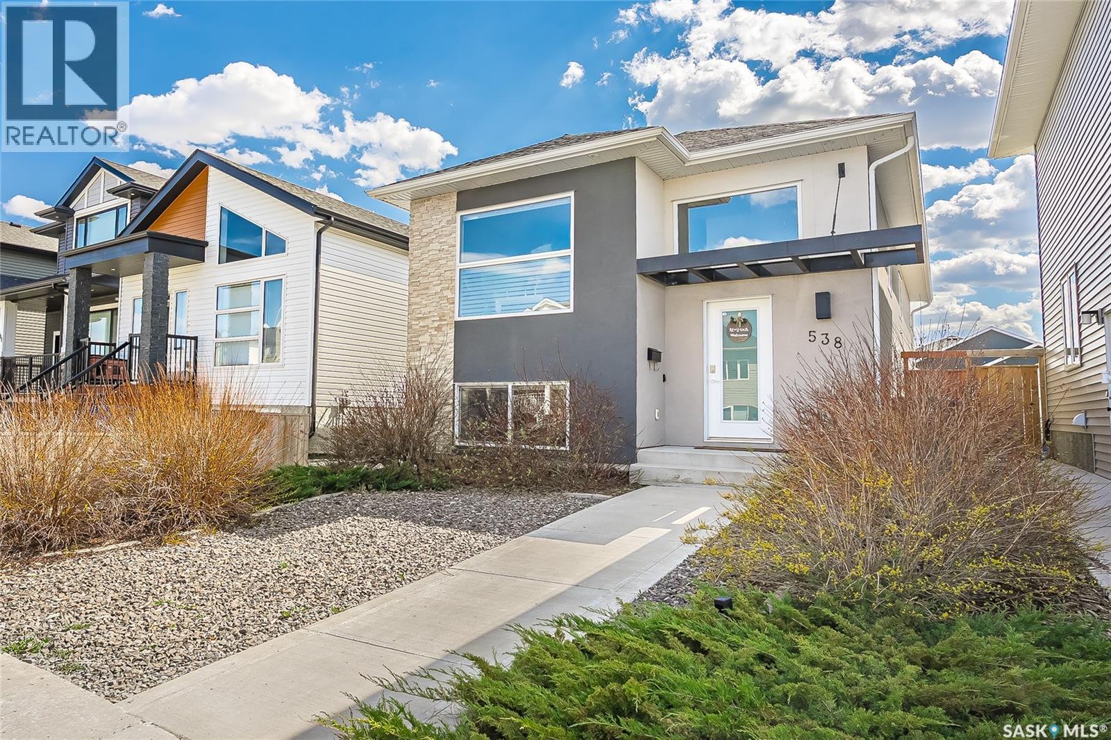 538 Fast WAY, Saskatoon, Saskatchewan
