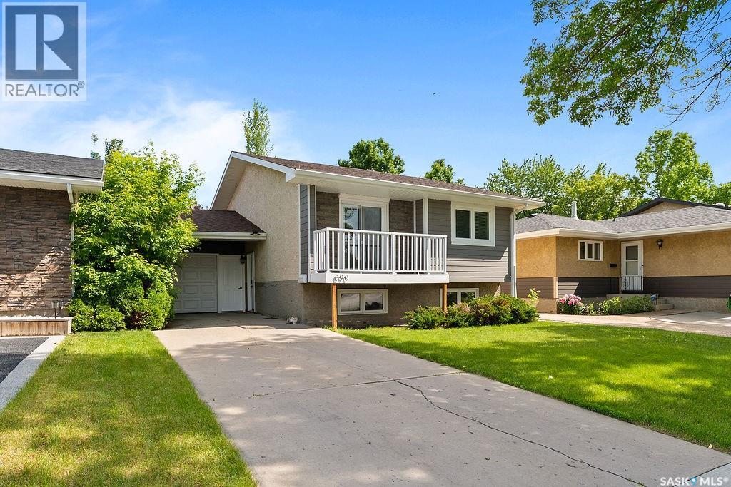 890 Samuels CRESCENT N, regina, Saskatchewan
