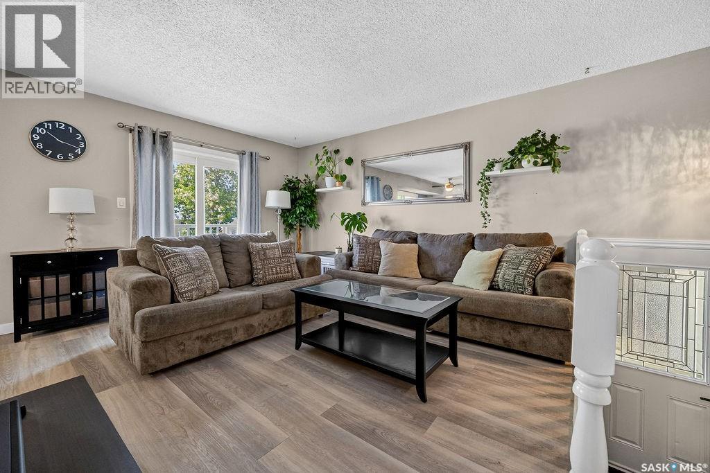 890 Samuels Crescent N, Regina, Saskatchewan  S4X 2L5 - Photo 5 - SK040071