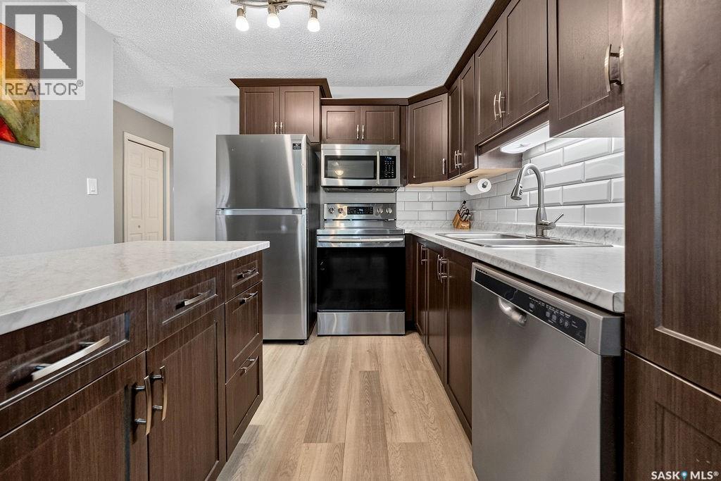 890 Samuels Crescent N, Regina, Saskatchewan  S4X 2L5 - Photo 10 - SK040071