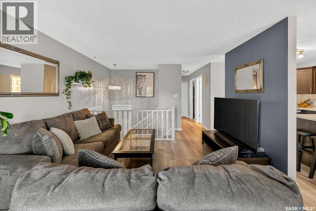 890 Samuels Crescent N, Regina, Saskatchewan  S4X 2L5 - Photo 7 - SK040071
