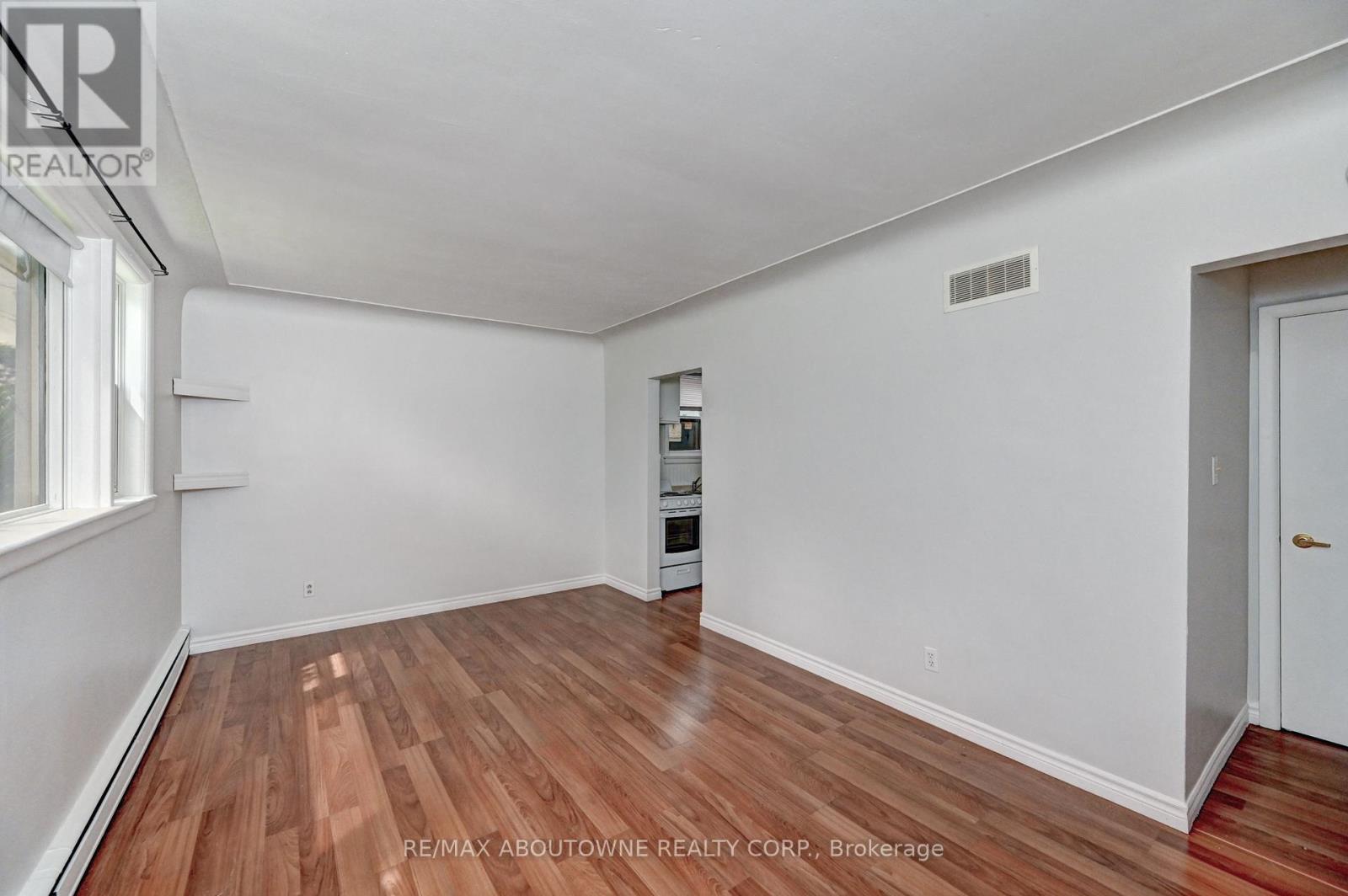 0 - 1230 Queens Boulevard, Kitchener, Ontario  N2M 1C3 - Photo 3 - X13466490