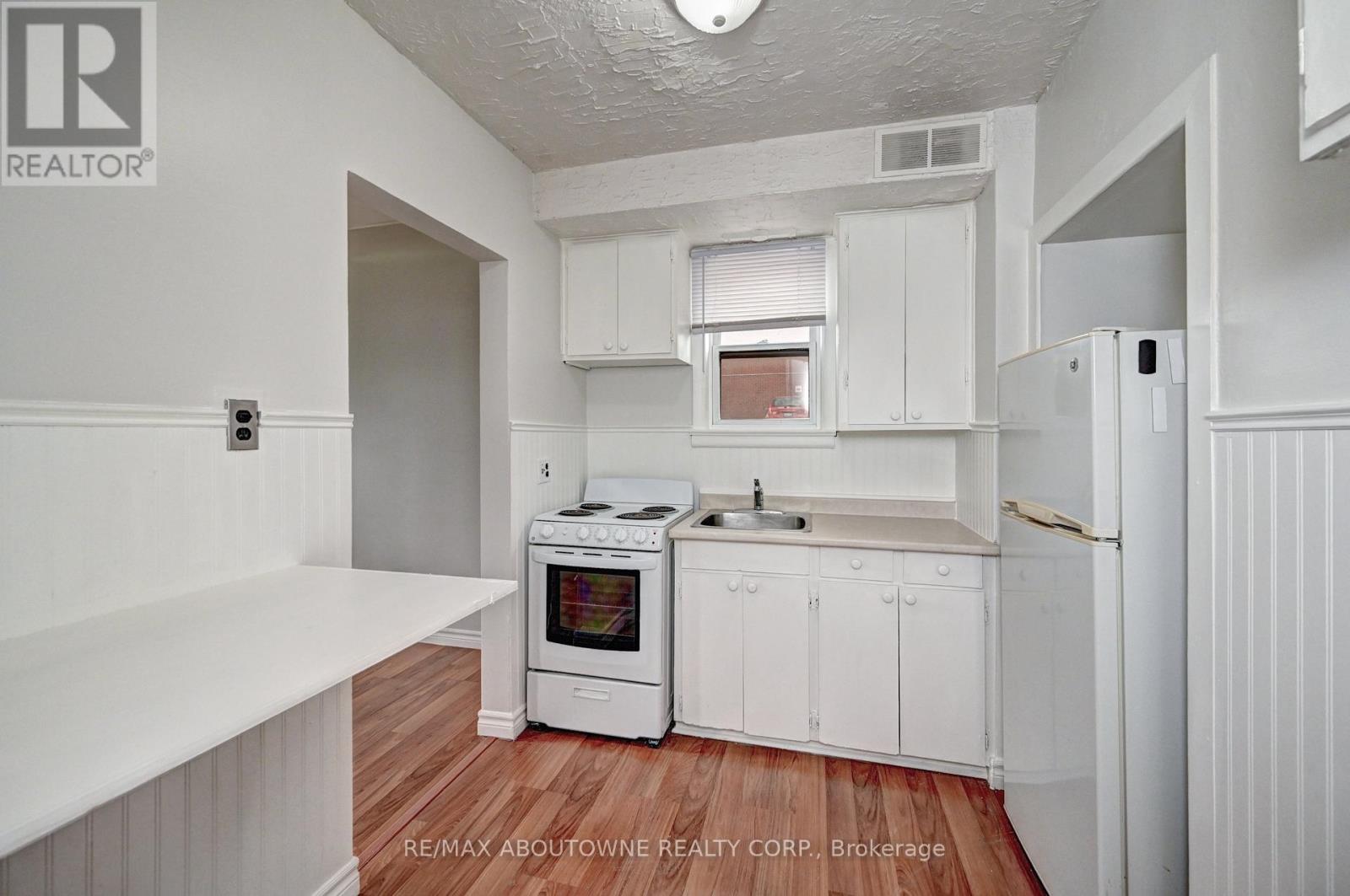 0 - 1230 Queens Boulevard, Kitchener, Ontario  N2M 1C3 - Photo 5 - X13466490
