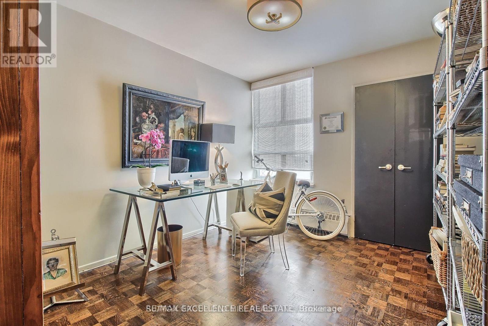 1701 - 360 Ridelle Avenue, Toronto, Ontario M6B 1K1 - Photo 11 - W13170348