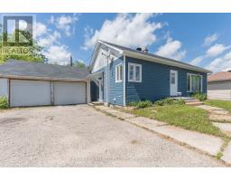 30 PINE CRESCENT, Kapuskasing, Ontario