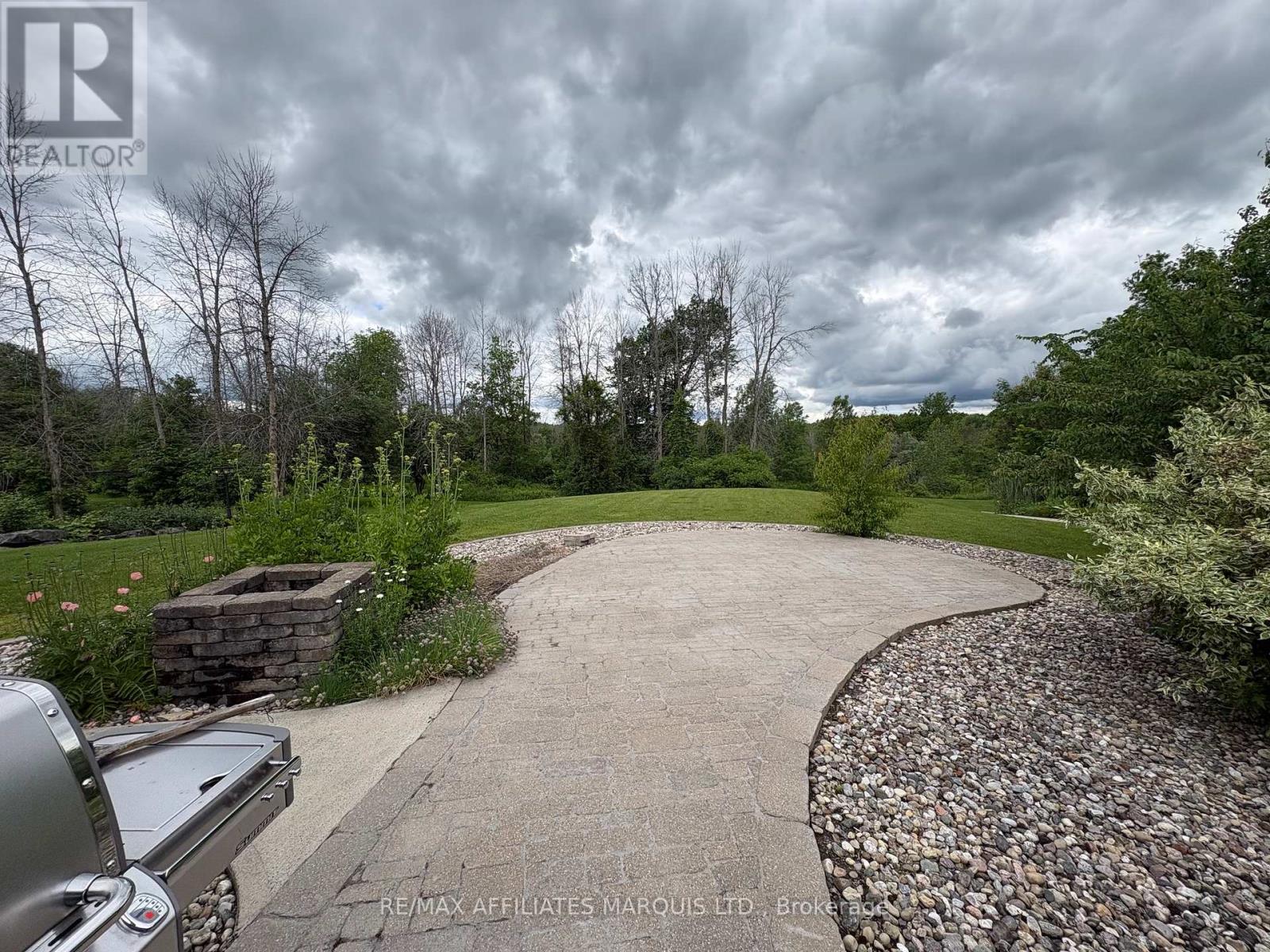 16401 County Rd 2, South Stormont, Ontario  K0C 1P0 - Photo 2 - X13466972