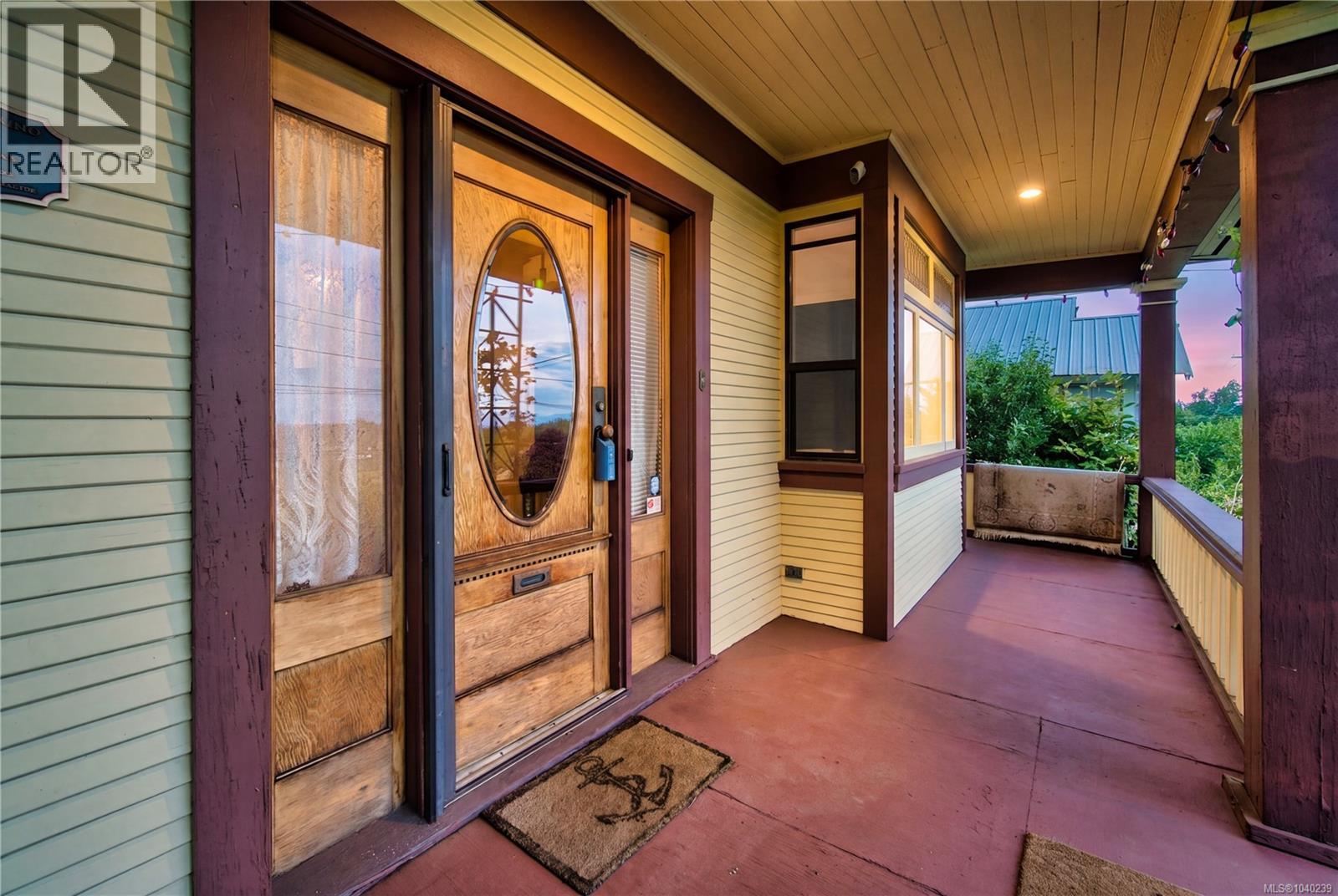 115 Machleary St, Nanaimo, British Columbia  V9R 2G5 - Photo 4 - 1040239