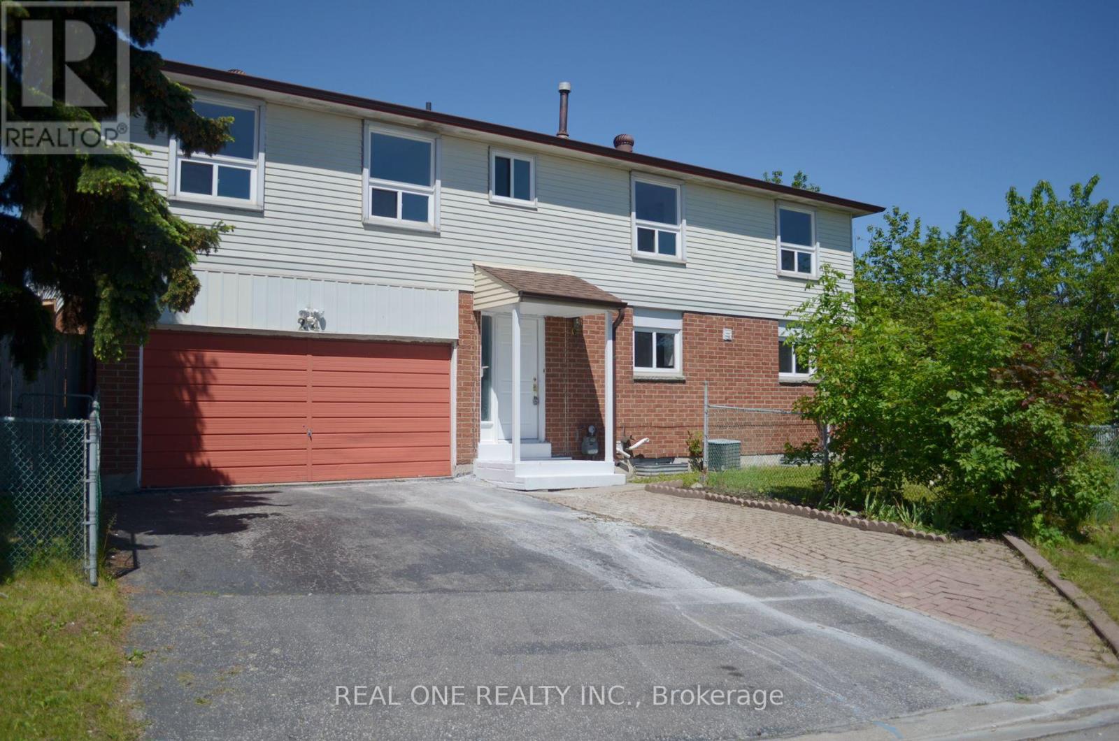 24 SUNBURST SQUARE, Toronto, Ontario