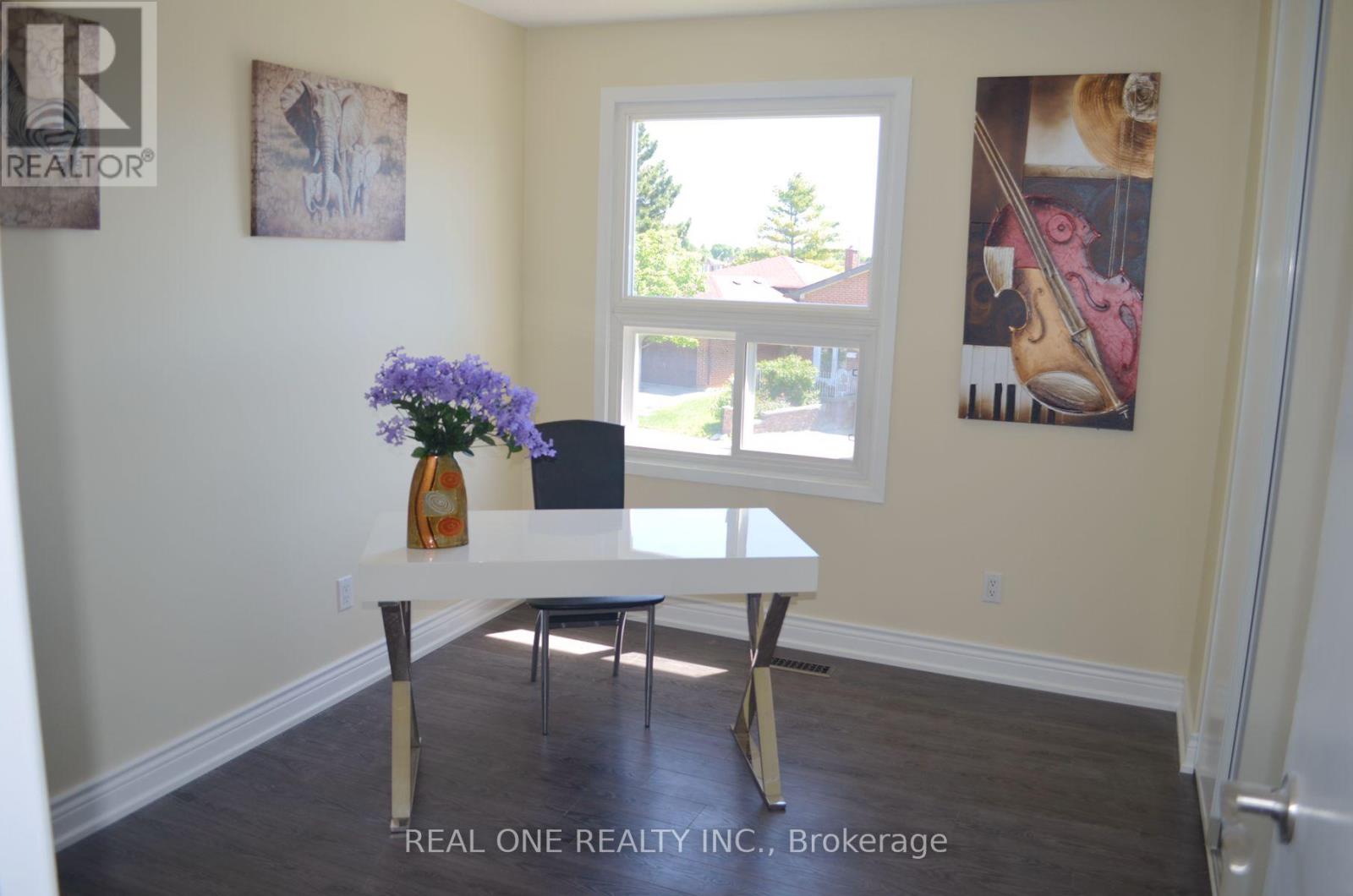 24 Sunburst Square, Toronto, Ontario  M1B 1R5 - Photo 13 - E13466970