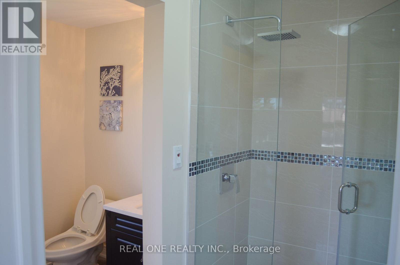 24 Sunburst Square, Toronto, Ontario  M1B 1R5 - Photo 9 - E13466970