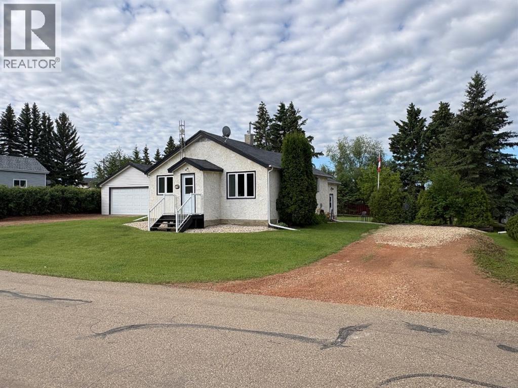 107 1 Avenue, Rosalind, Alberta  T0B 3Y0 - Photo 2 - A2322665