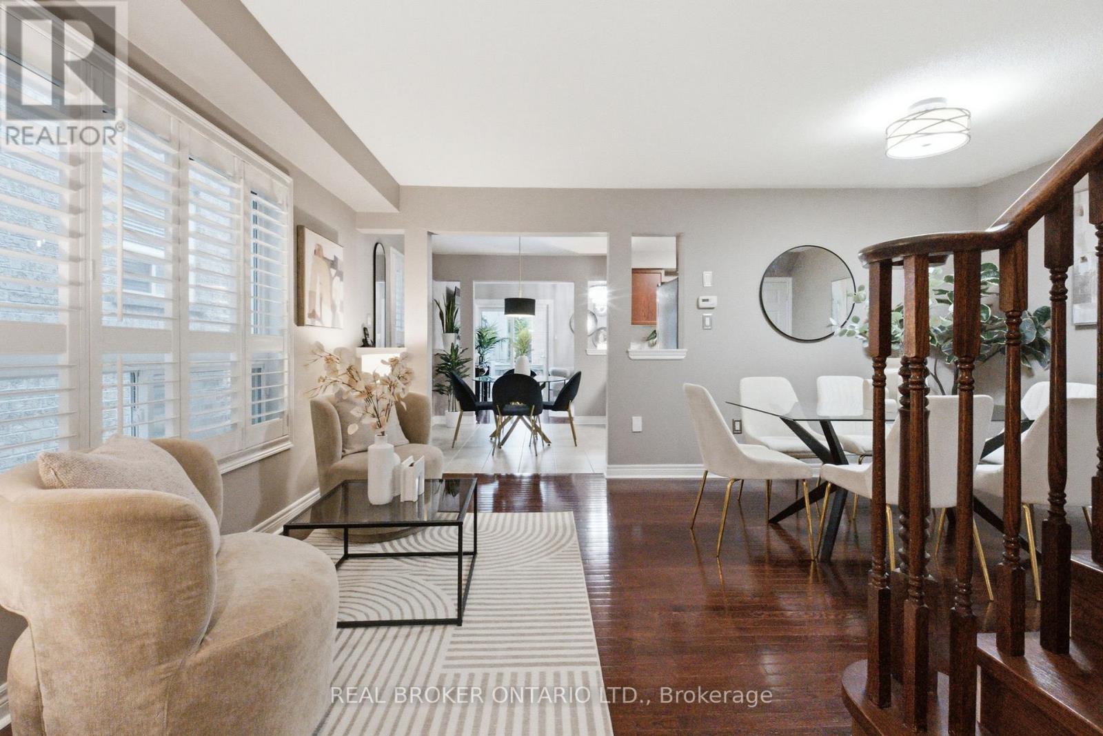 27 Harvest Hills Boulevard, East Gwillimbury, Ontario  L9N 0A6 - Photo 8 - N13455352