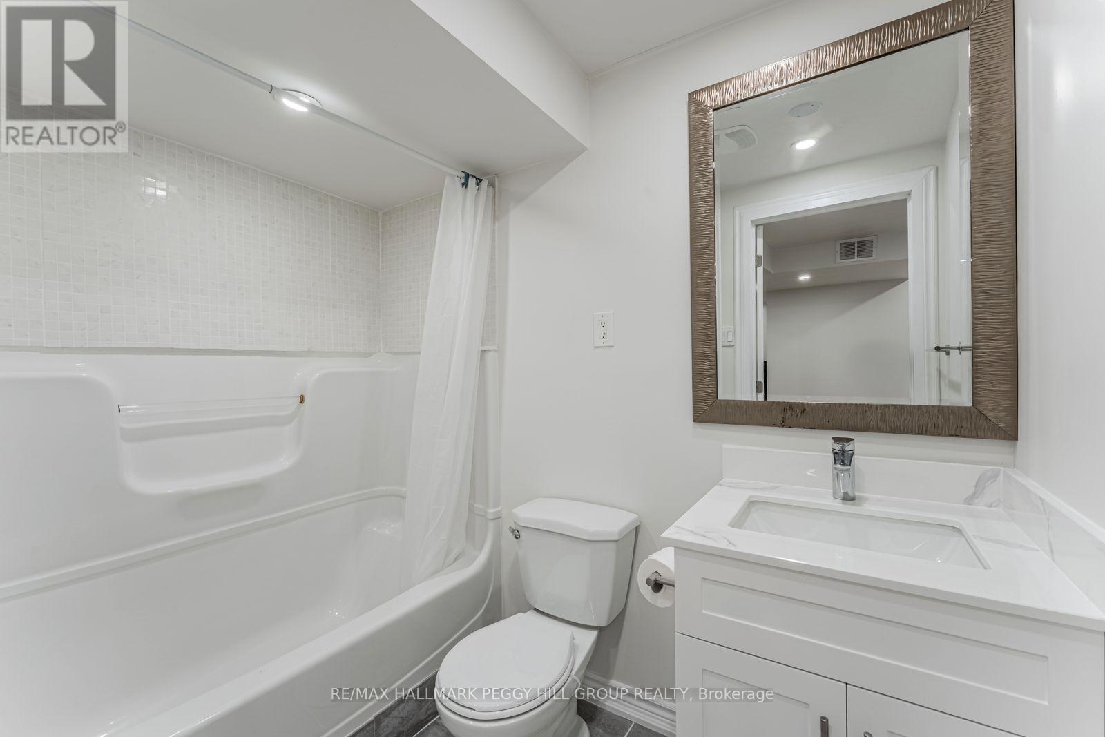179 Warwick Crescent, Newmarket, Ontario  L3X 2S3 - Photo 11 - N13466764