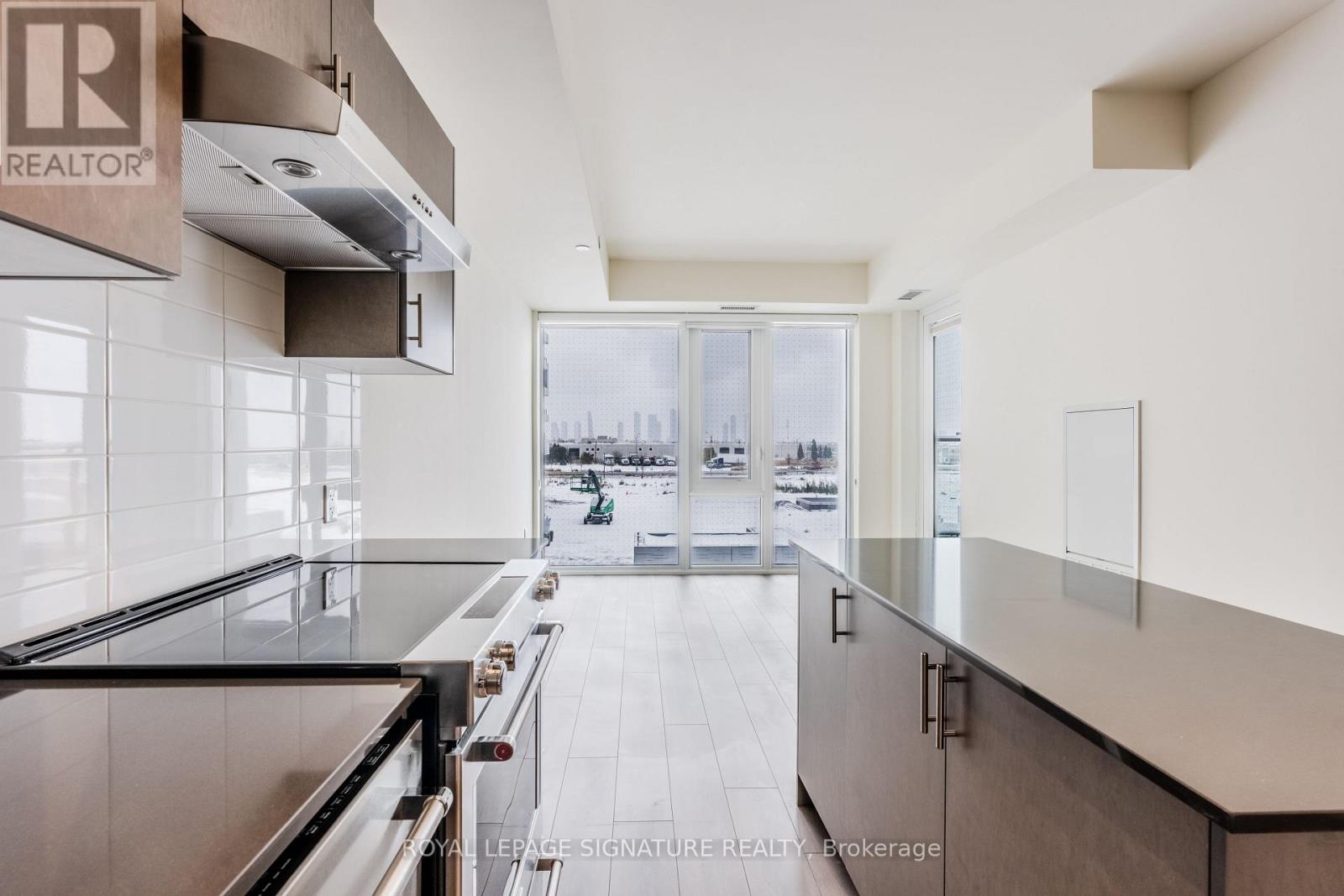 207 - 27 Korda Gate, Vaughan (Vellore Village), Ontario  L4K 2M9 - Photo 2 - N13466902