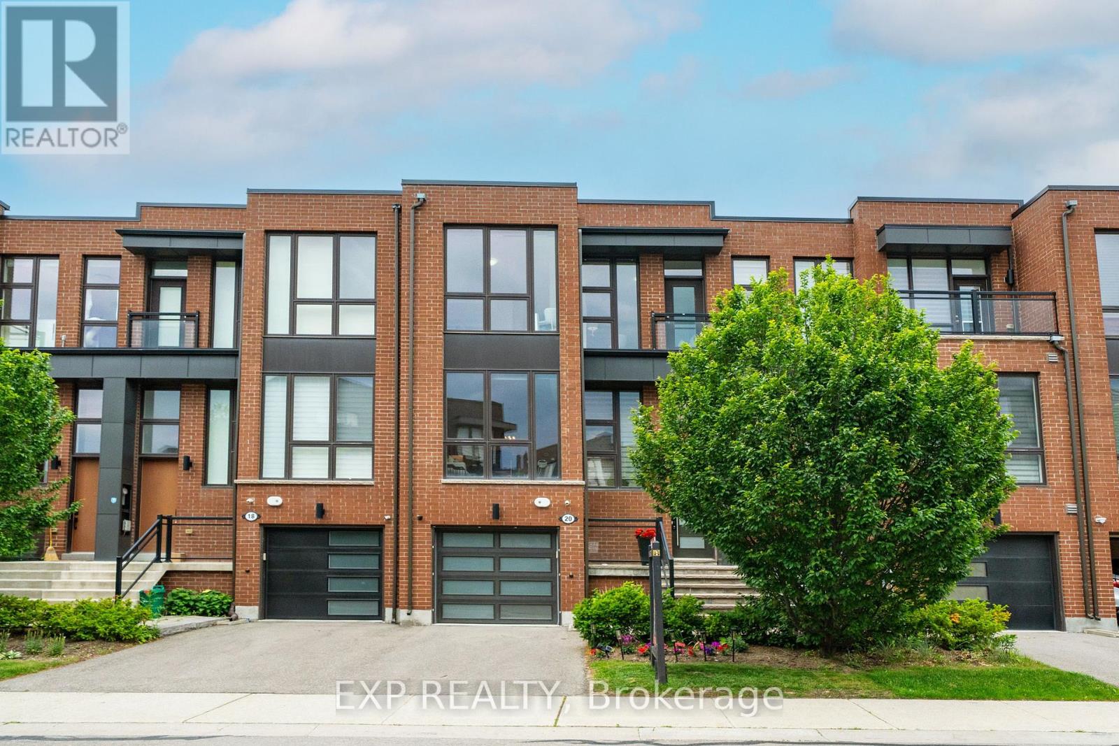 20 Crestridge Drive, Vaughan, Ontario  L4J 0K1 - Photo 5 - N13466938
