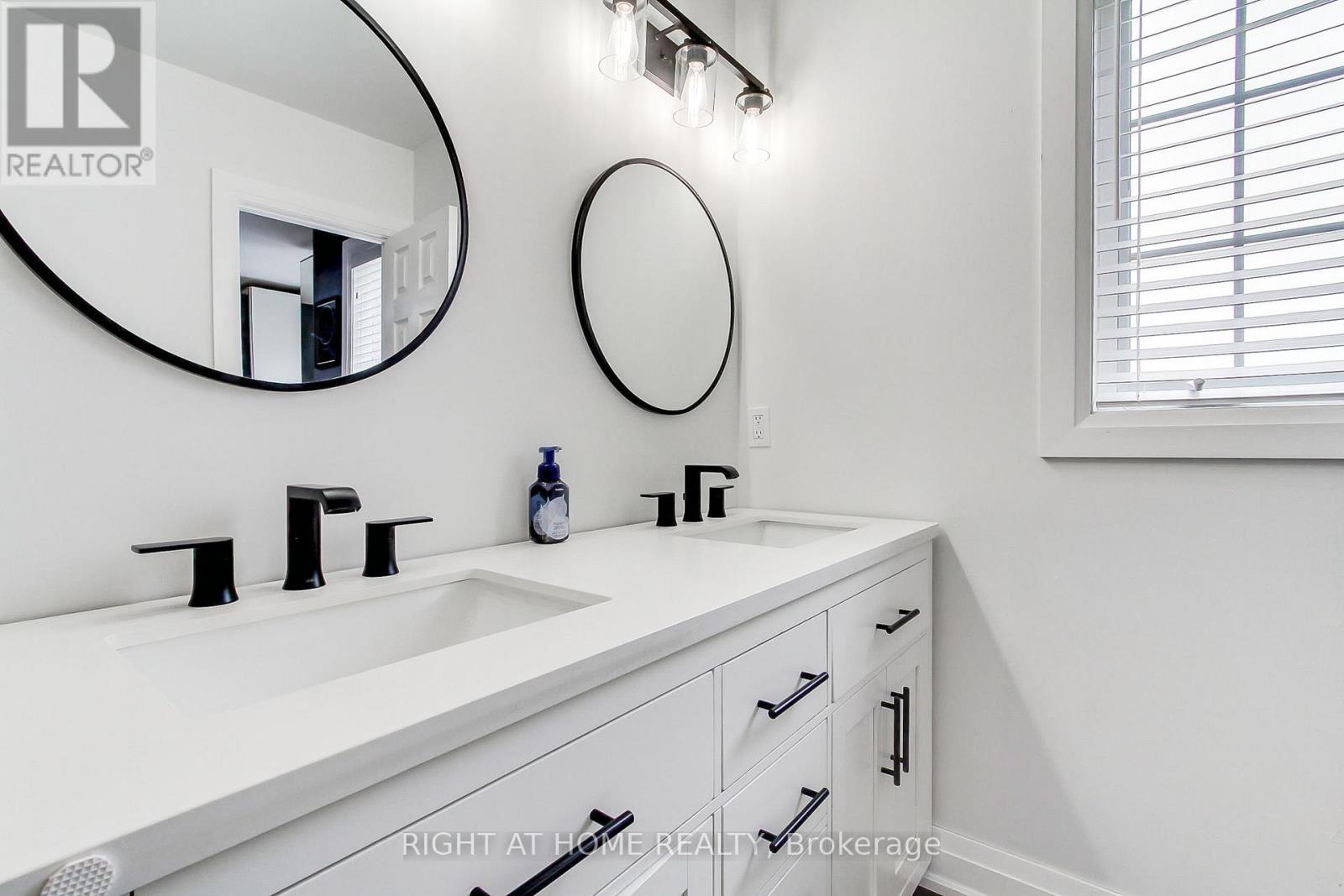108 Gadwall Avenue, Barrie (Painswick South), Ontario  L4N 8X3 - Photo 29 - S13466658