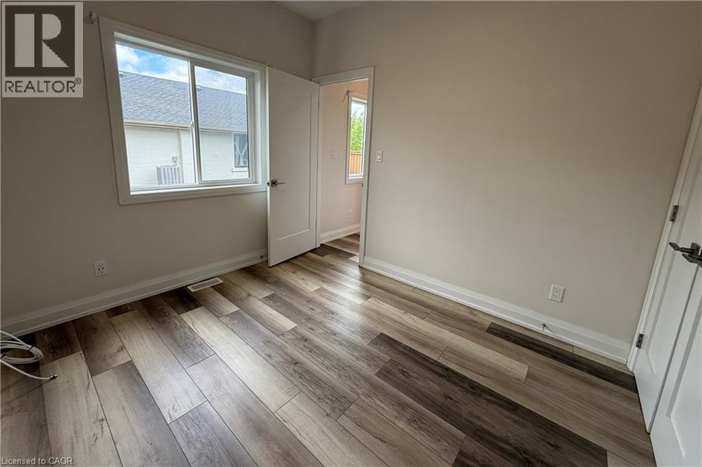 261 Belmont Avenue W Unit# C, Kitchener, Ontario  N2M 1M3 - Photo 5 - 40840995
