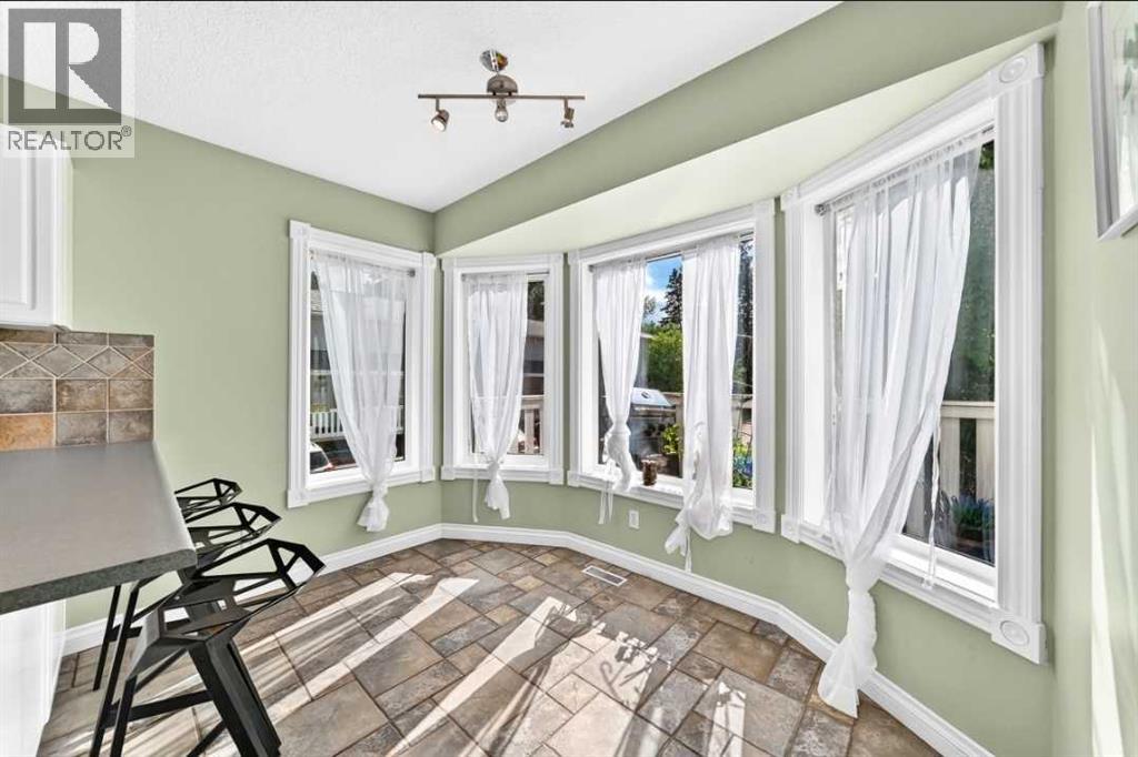 672 Killarney Glen Court Sw, Calgary, Alberta  T3E 7H4 - Photo 10 - A2322269