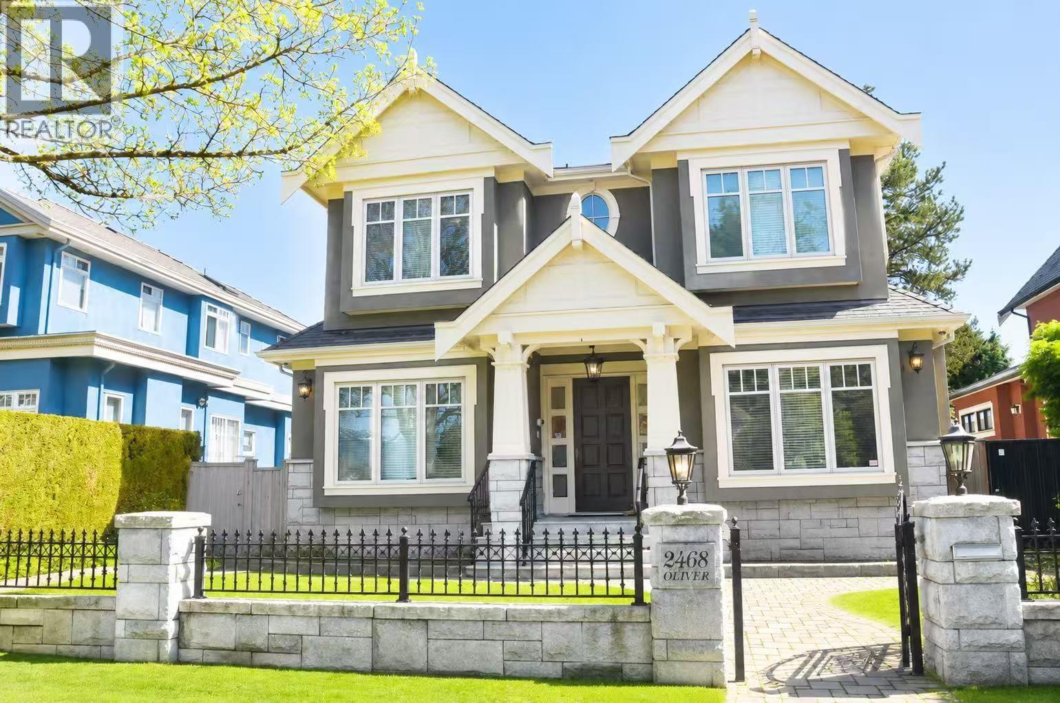 2400 OLIVER CRESCENT