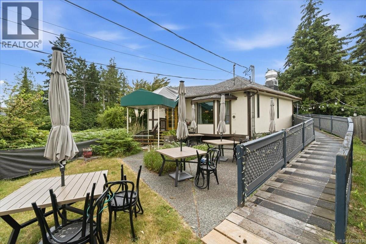7143 Caillet Rd, Lantzville, British Columbia  V0R 2H0 - Photo 6 - 1040813