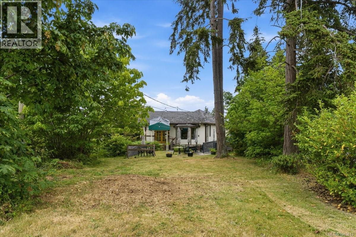 7143 Caillet Rd, Lantzville, British Columbia  V0R 2H0 - Photo 40 - 1040813