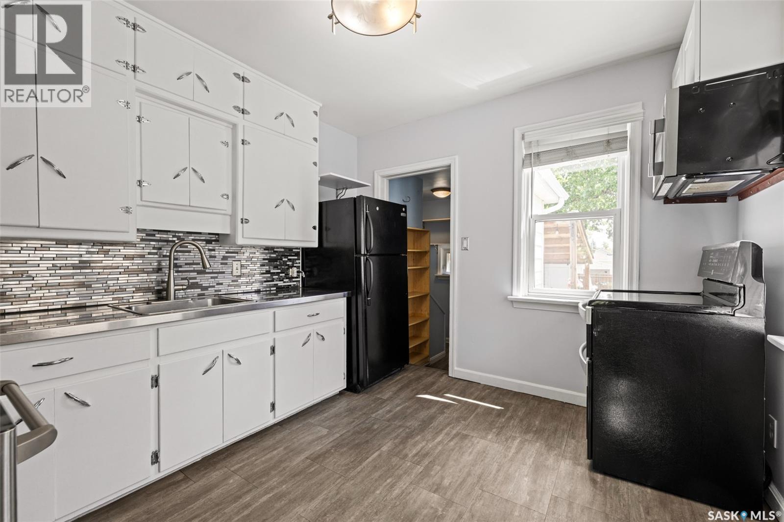 2167 Lindsay Street, Regina, Saskatchewan  S4N 3C1 - Photo 6 - SK039991