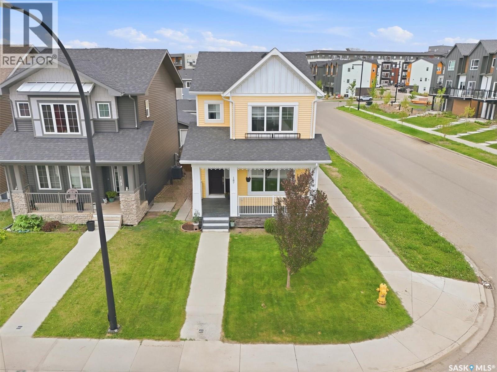 187 Newton Way, Saskatoon, Saskatchewan  S7V 0N6 - Photo 2 - SK039988