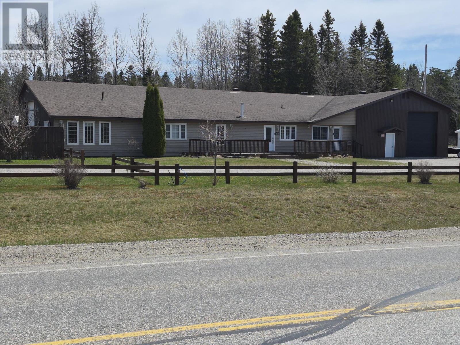 110 Peninsula Road, Marathon, Ontario