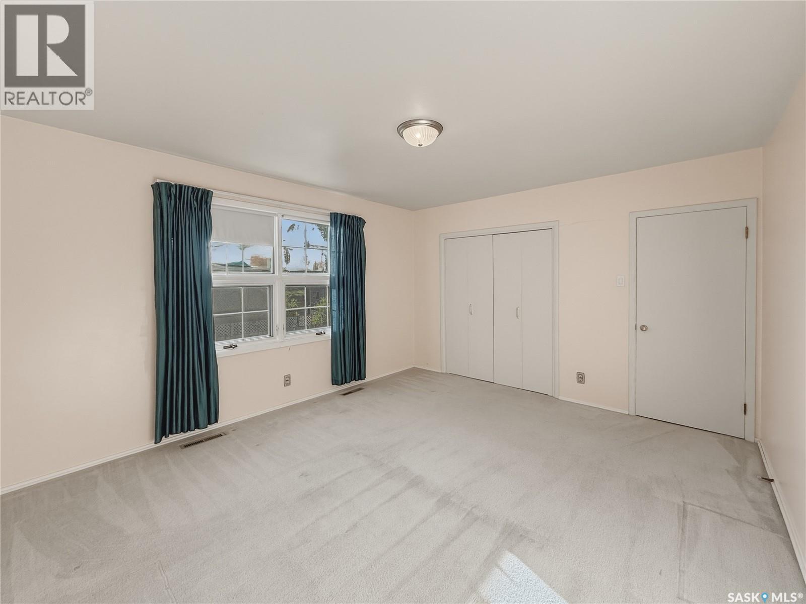 940 9th Avenue Ne, Swift Current, Saskatchewan  S9H 2S9 - Photo 22 - SK039782