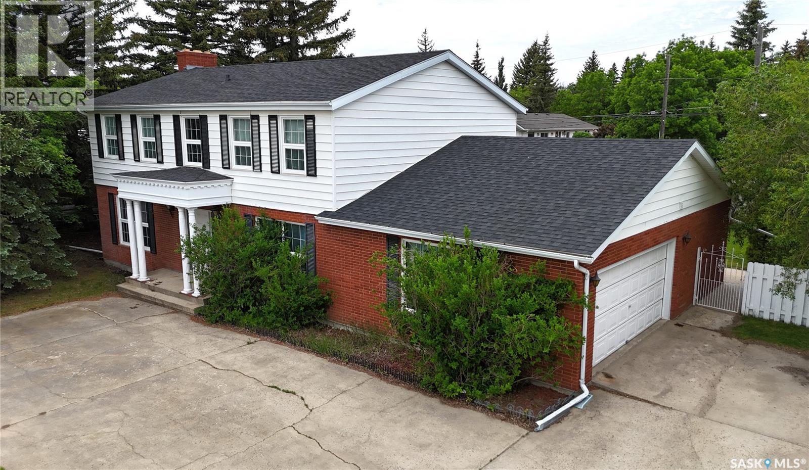 940 9th Avenue Ne, Swift Current, Saskatchewan  S9H 2S9 - Photo 43 - SK039782