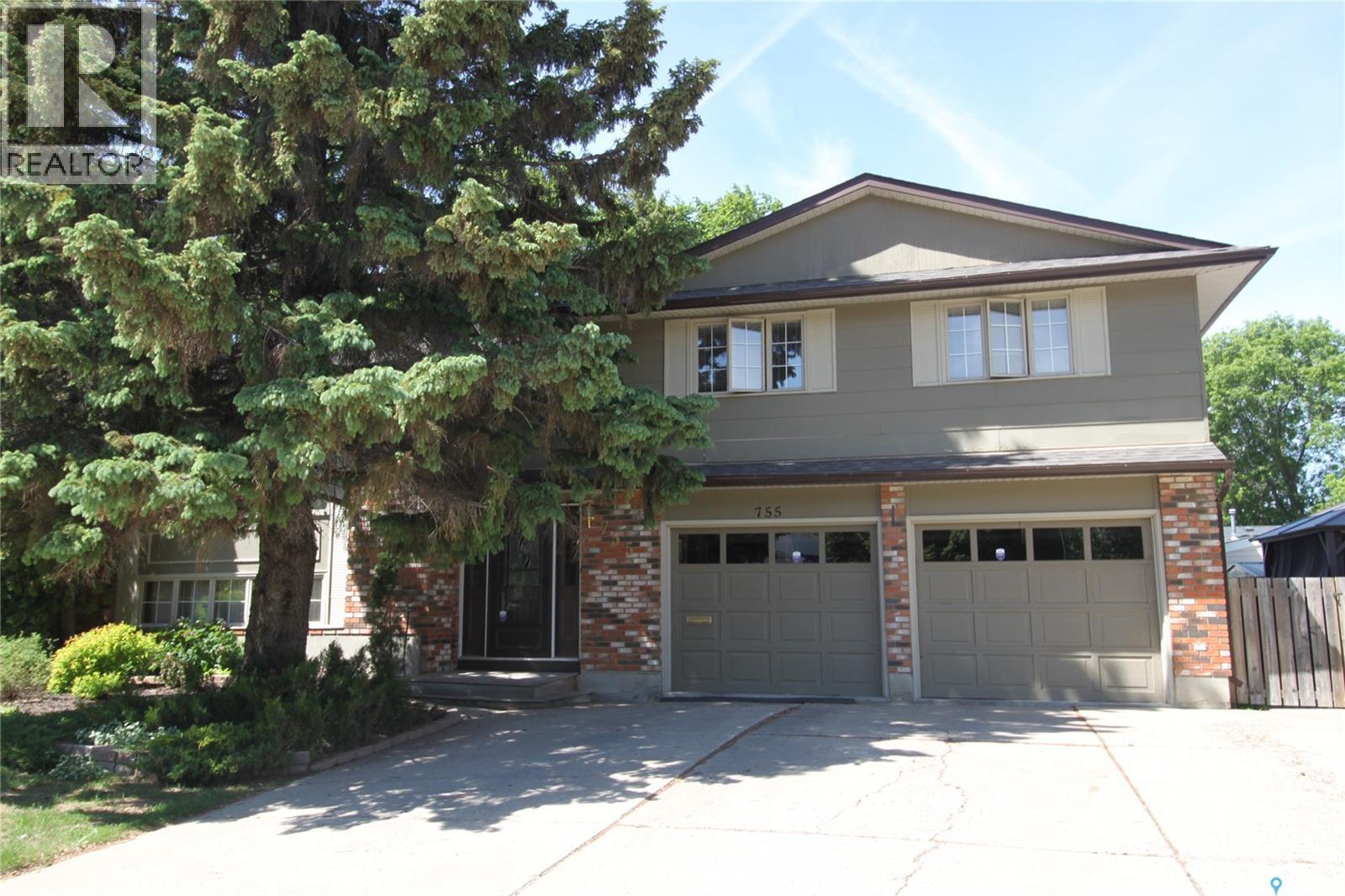 755 Trent Crescent, Saskatoon, Saskatchewan  S7H 4V4 - Photo 1 - SK038937