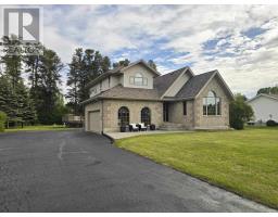 2169 Lacewood DR, Thunder Bay, Ontario