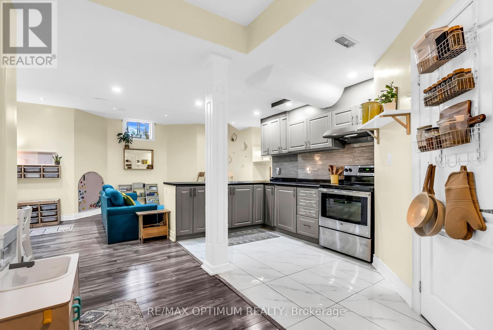 3 Port Hope Hollow, Brampton, Ontario  L6Y 2Y9 - Photo 32 - W13466662