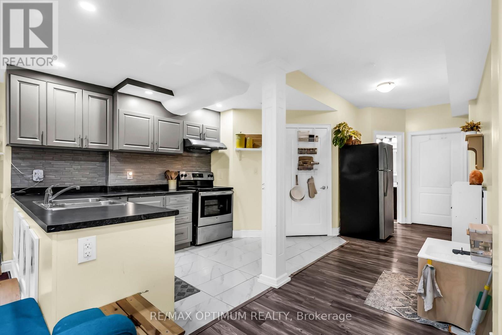 3 Port Hope Hollow, Brampton, Ontario  L6Y 2Y9 - Photo 33 - W13466662