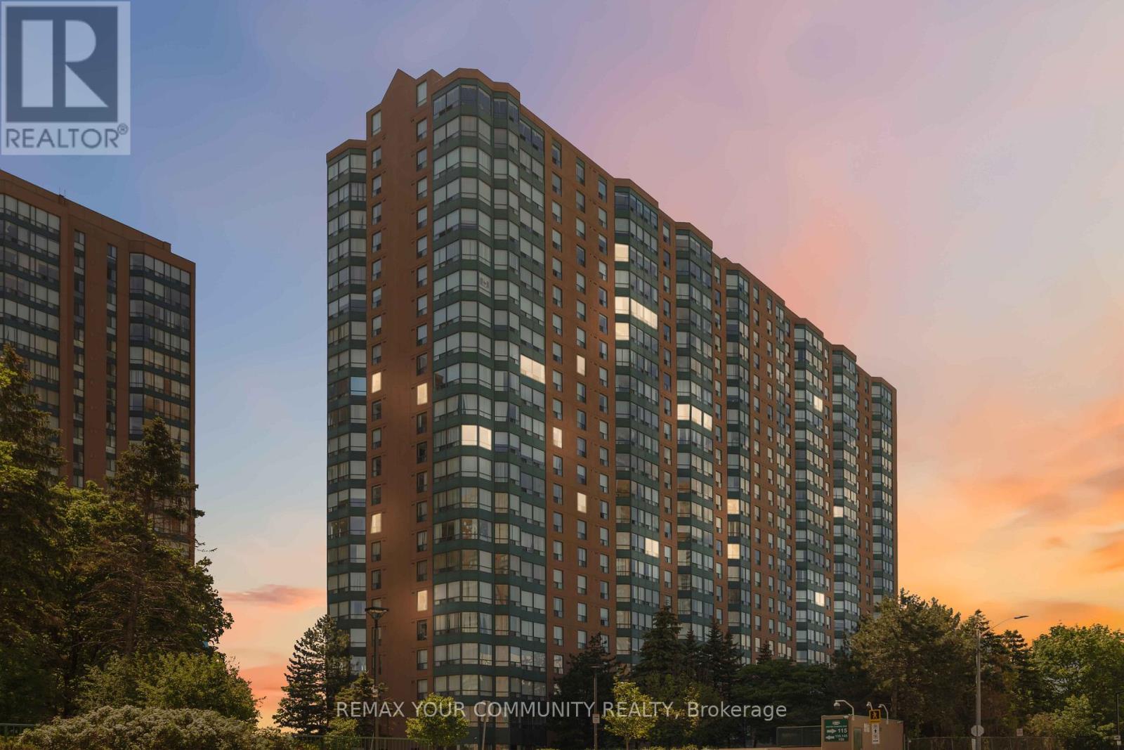1109 - 135 HILLCREST AVENUE, Mississauga, Ontario