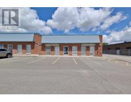 90-92 MARTIN ROSS AVENUE, Toronto, Ontario