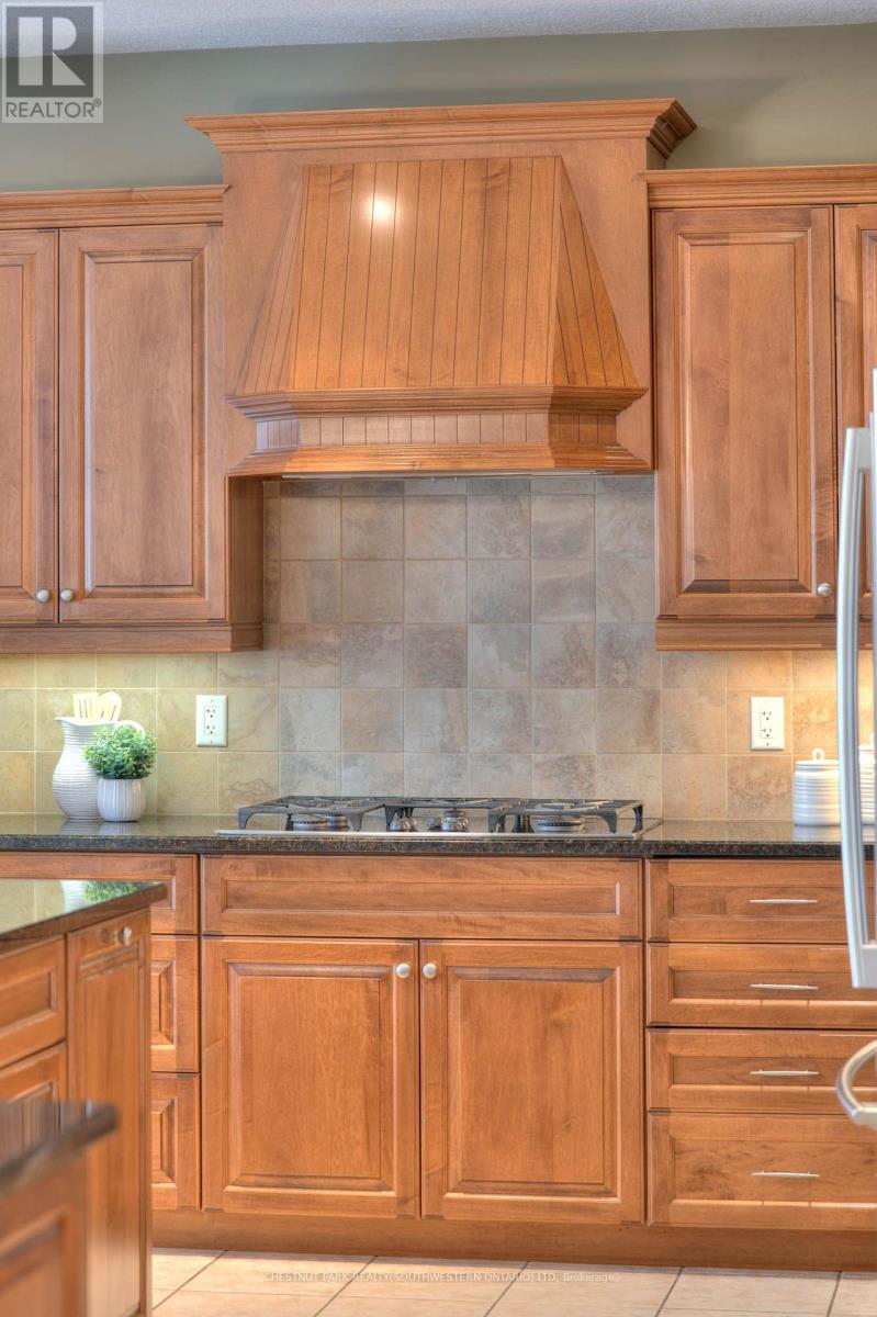 363 Golf Course Road, Woolwich, Ontario  N0B 1N0 - Photo 14 - X13466778