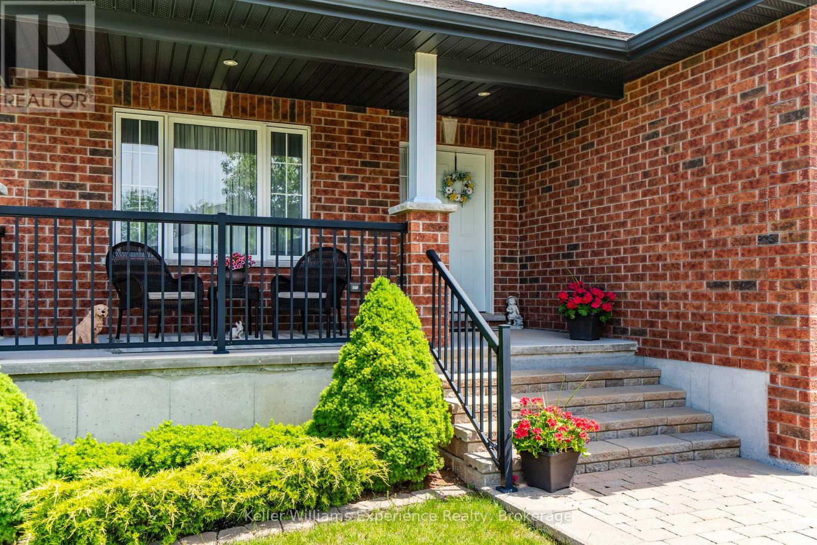 5 Sheppard Drive, Tay (Victoria Harbour), Ontario  L0K 2A0 - Photo 3 - S13467006