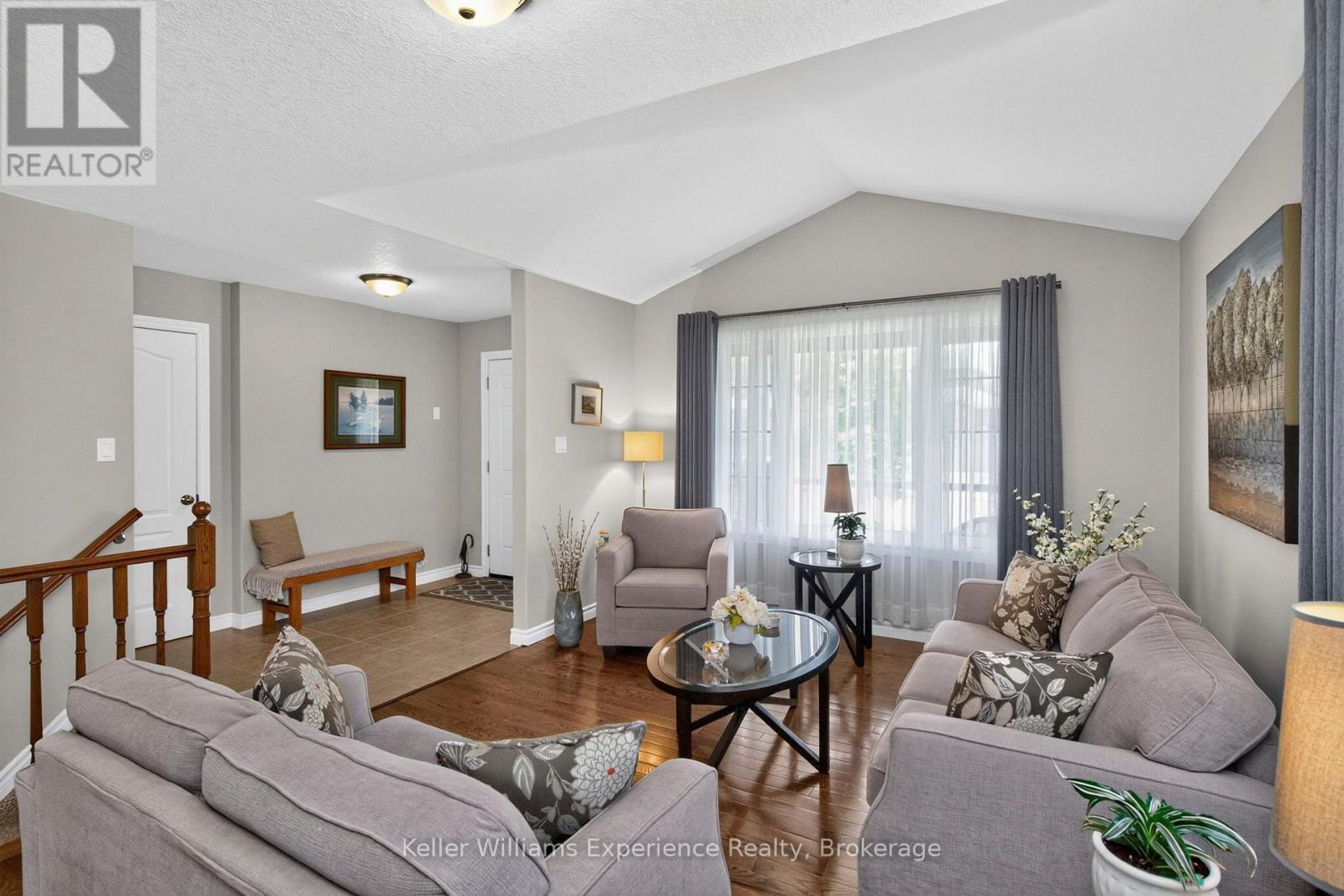 5 Sheppard Drive, Tay (Victoria Harbour), Ontario  L0K 2A0 - Photo 8 - S13467006