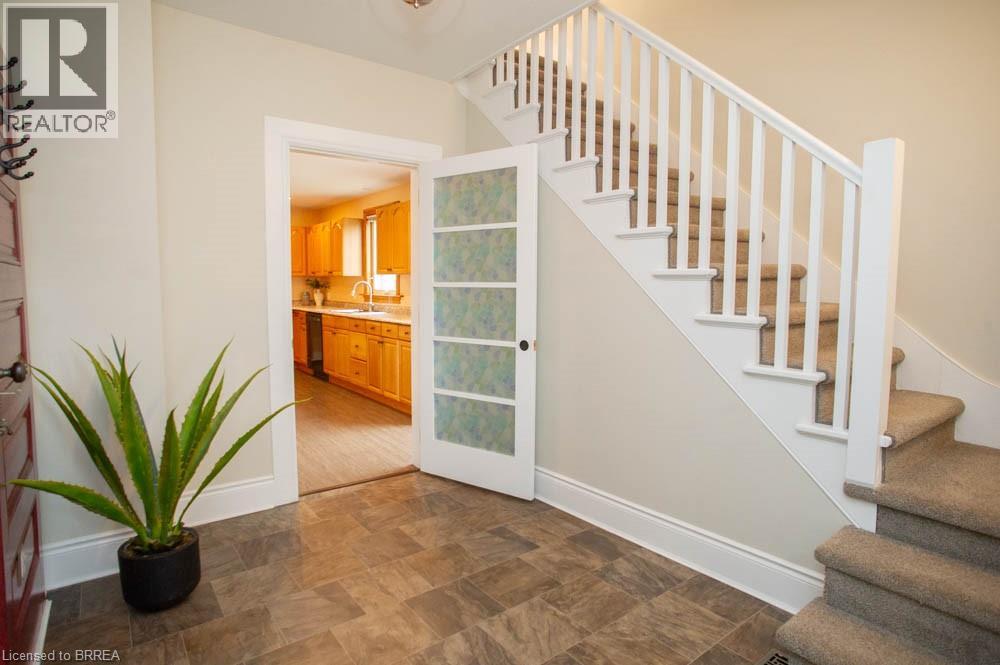 39 Centre Street, Woodstock, Ontario  N4S 3X6 - Photo 8 - 40837322