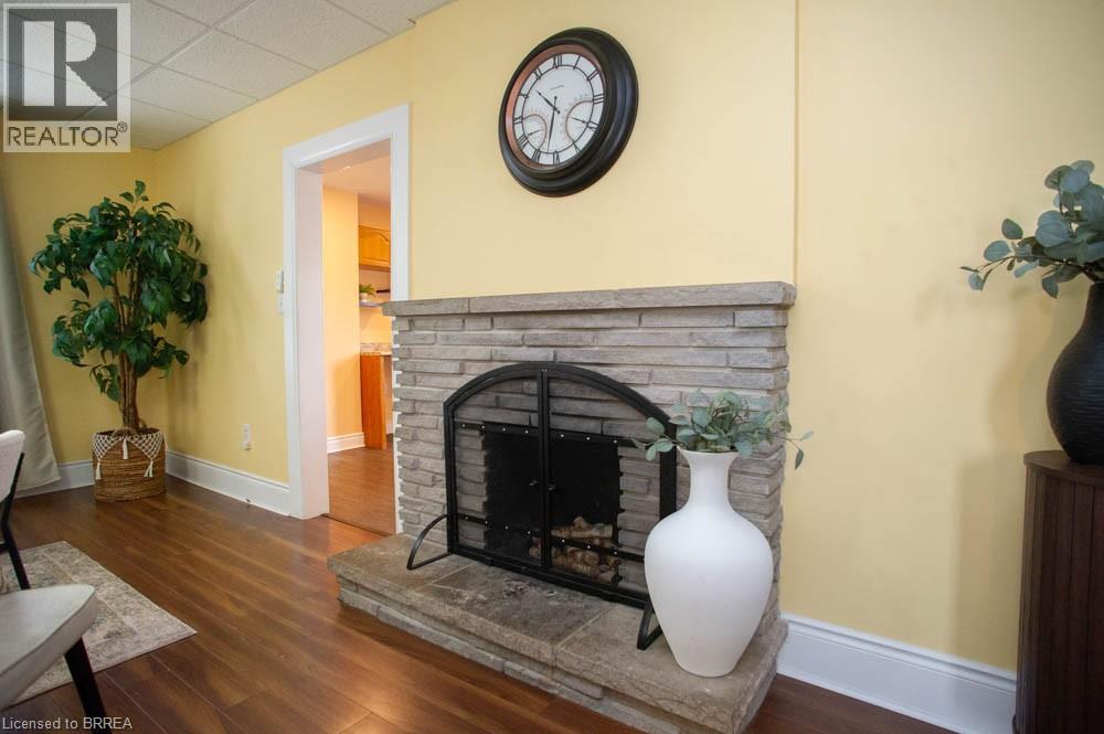 39 Centre Street, Woodstock, Ontario  N4S 3X6 - Photo 11 - 40837322