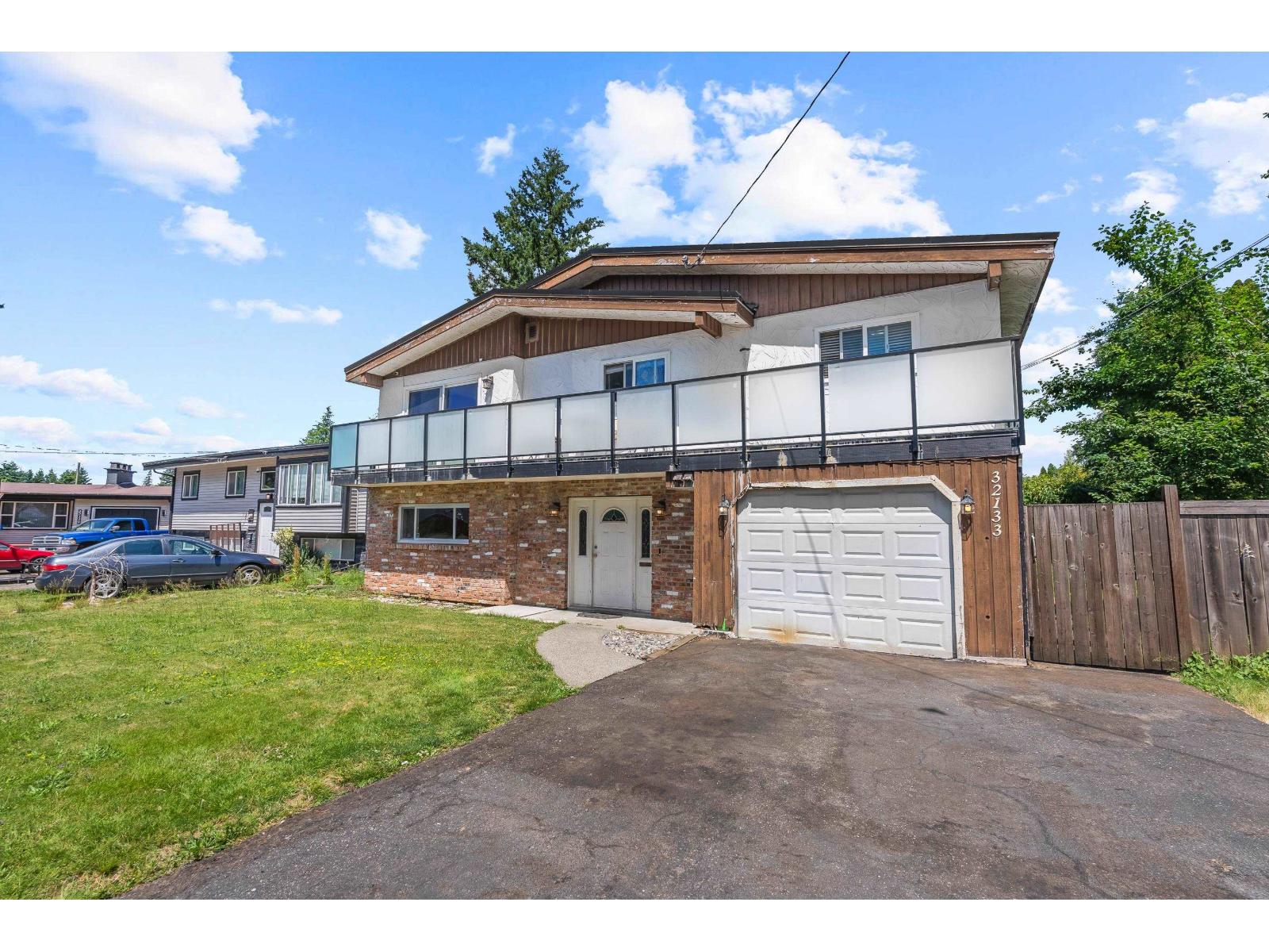 32133 Cottonwood Terrace, Mission, British Columbia  V2V 1Y1 - Photo 2 - R3136637